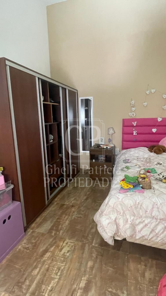 - CASA EN VENTA-