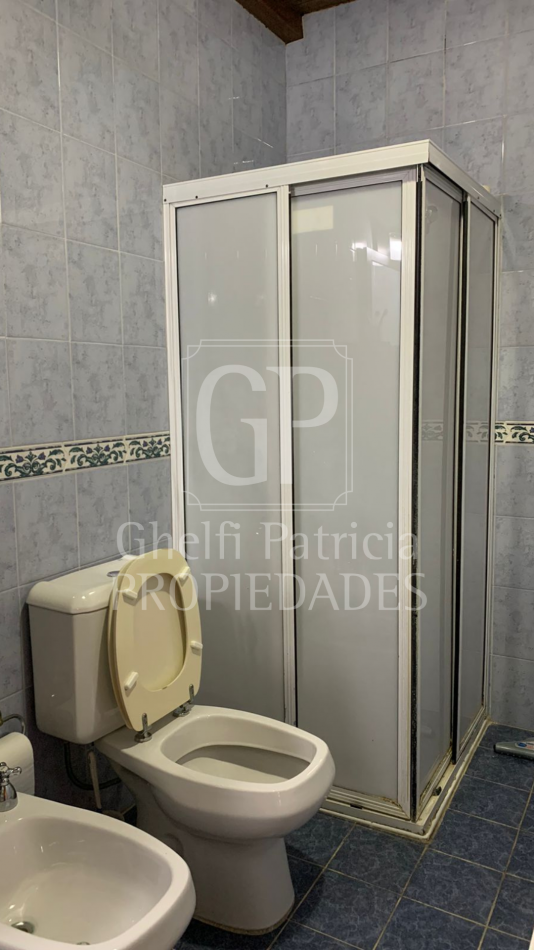- CASA ANTIGUA REMODELADA EN VENTA-