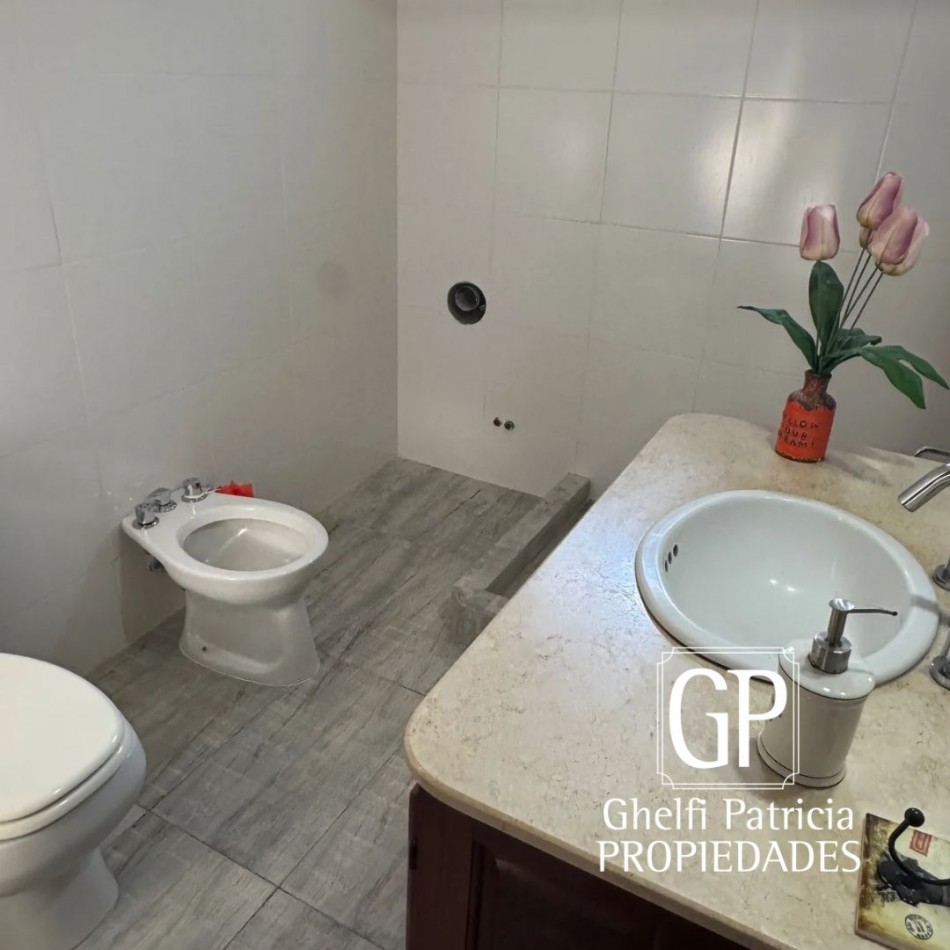 VENTA CASA 24 Y 51