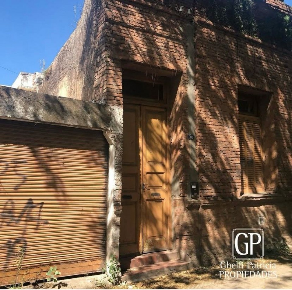 VENTA CASA A RECICLAR