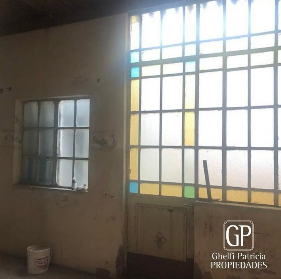 VENTA CASA A RECICLAR