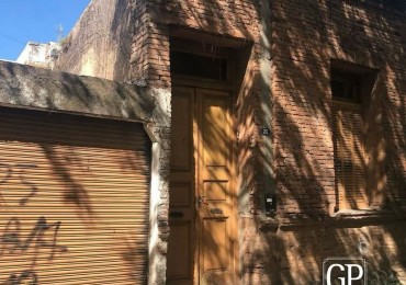 VENTA CASA A RECICLAR