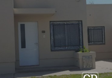 VENTA CASA EN PH.